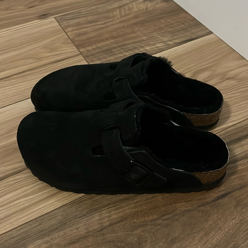 BOSTON SOFT FOOTBED suede leather Birkenstock clogs with fur interior